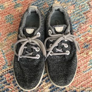 Allbirds charcoal  gray Womens wool runners Size 7